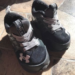 Toddler Boys Under Armour shoes
